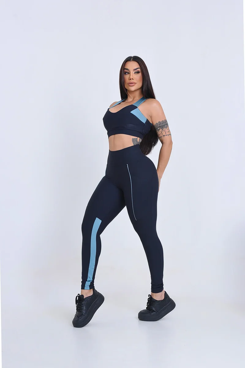 Conjunto Fitness Helena Calça Legging e Top Tam. G cor Preto Azulado