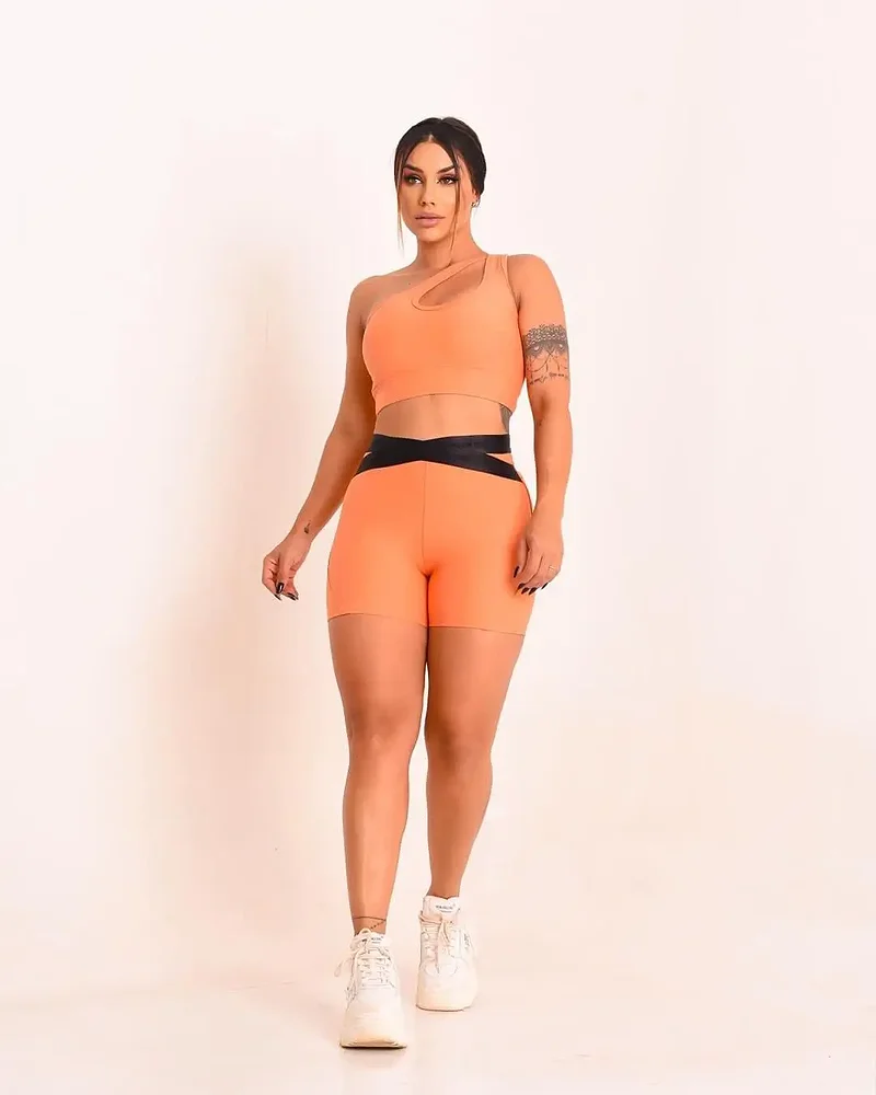 Conjunto Vibe Laranja detalhe Preto