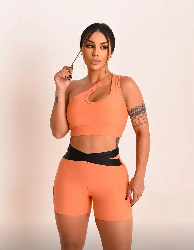 Conjunto Vibe Laranja detalhe Preto